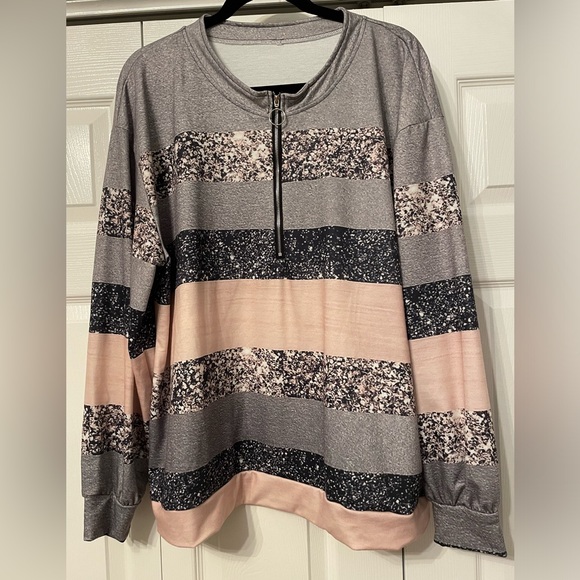 Tops - Women’s 1/4 zip blouse